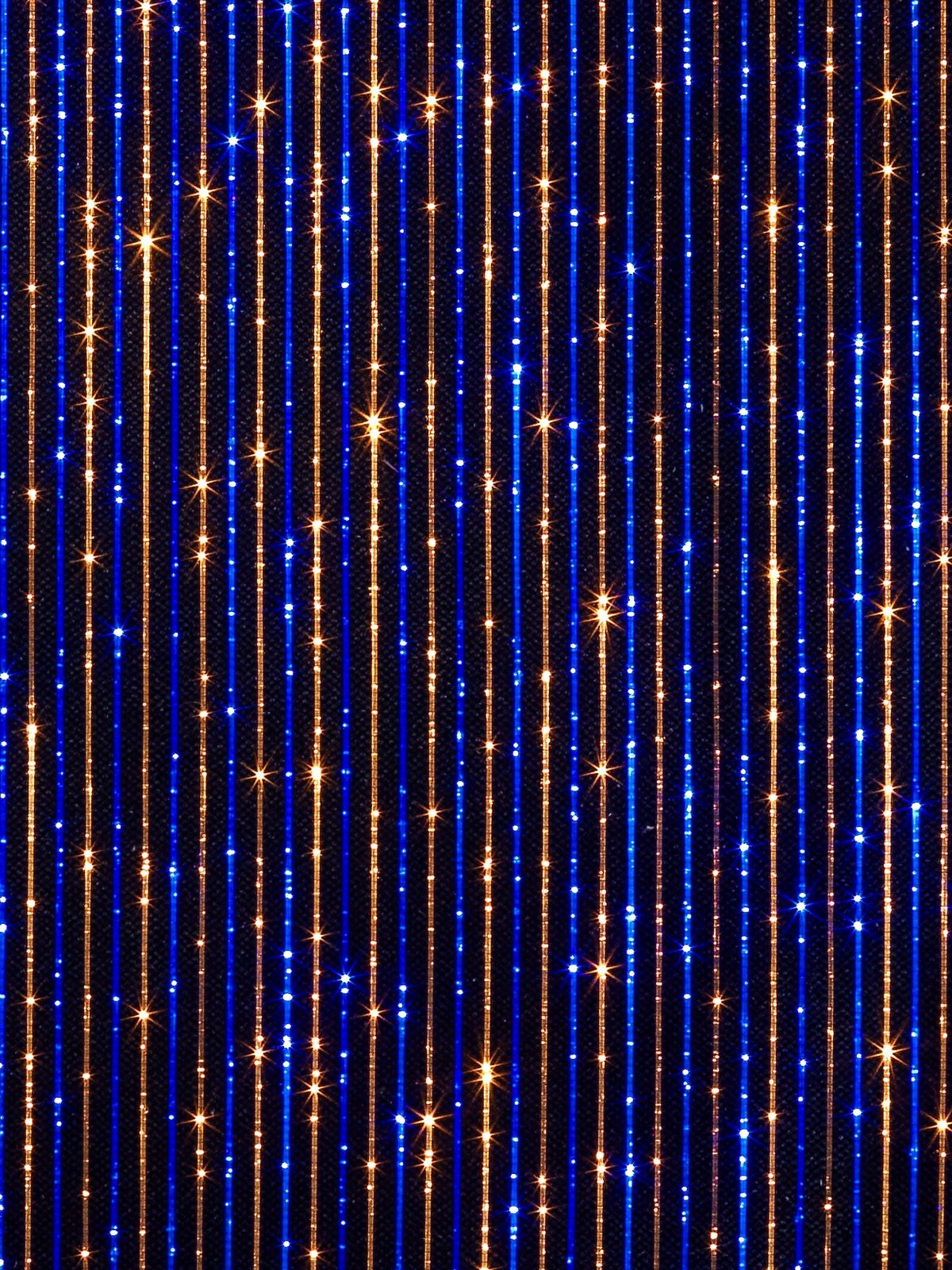 Light Fusion on Velo — gold and royal blue LEDs alternating